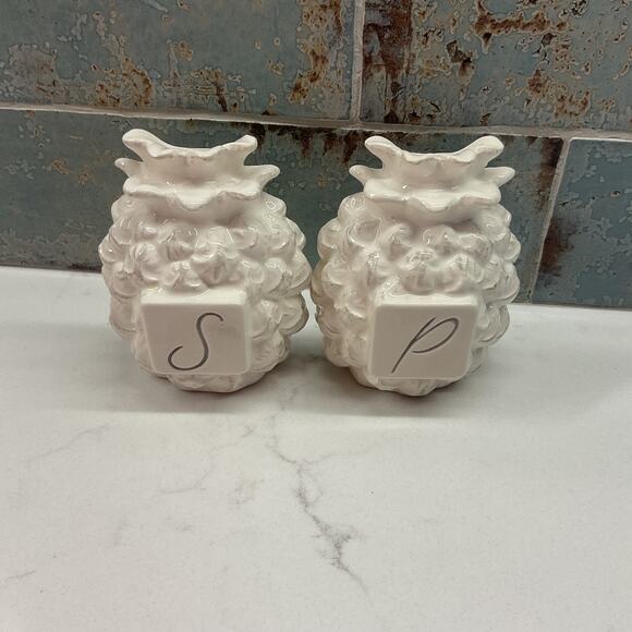 Mudpie Debossed Glazed Ceramic Pineapple Salt and Pepper Shaker Set White - Picture 4 of 8